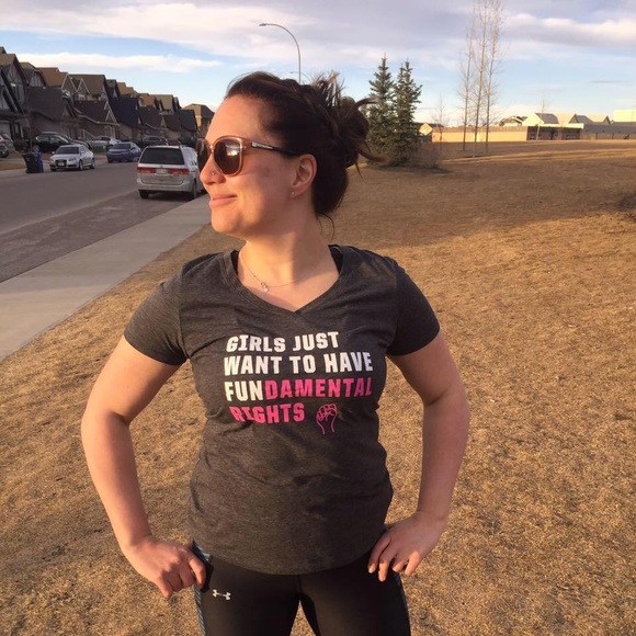 Meet your Posher, Caitlin - Picture 1 of 1